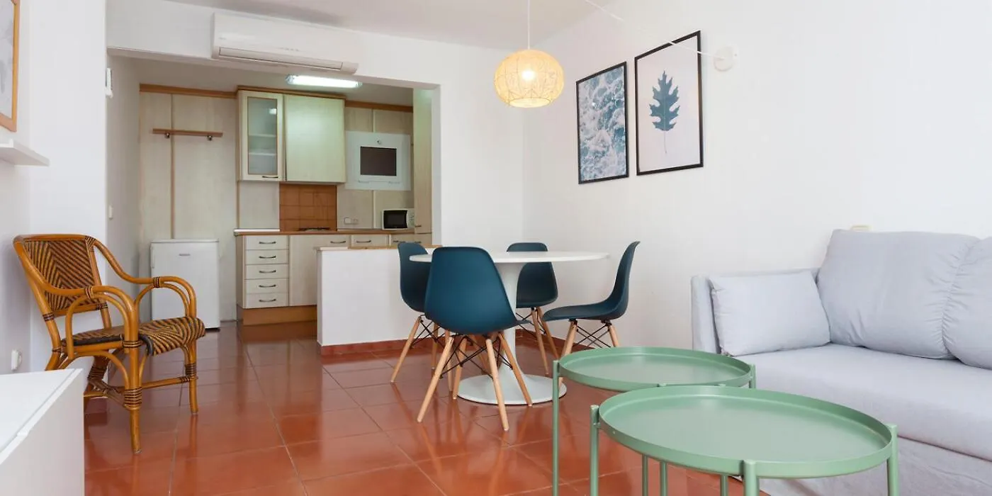 Appartement Nomad Haux In The Heart Of Tossa 1 à Tossa de Mar